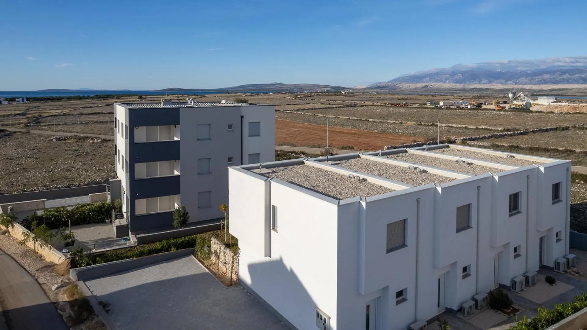Roris House Villa Povljana 0*,  Croatia